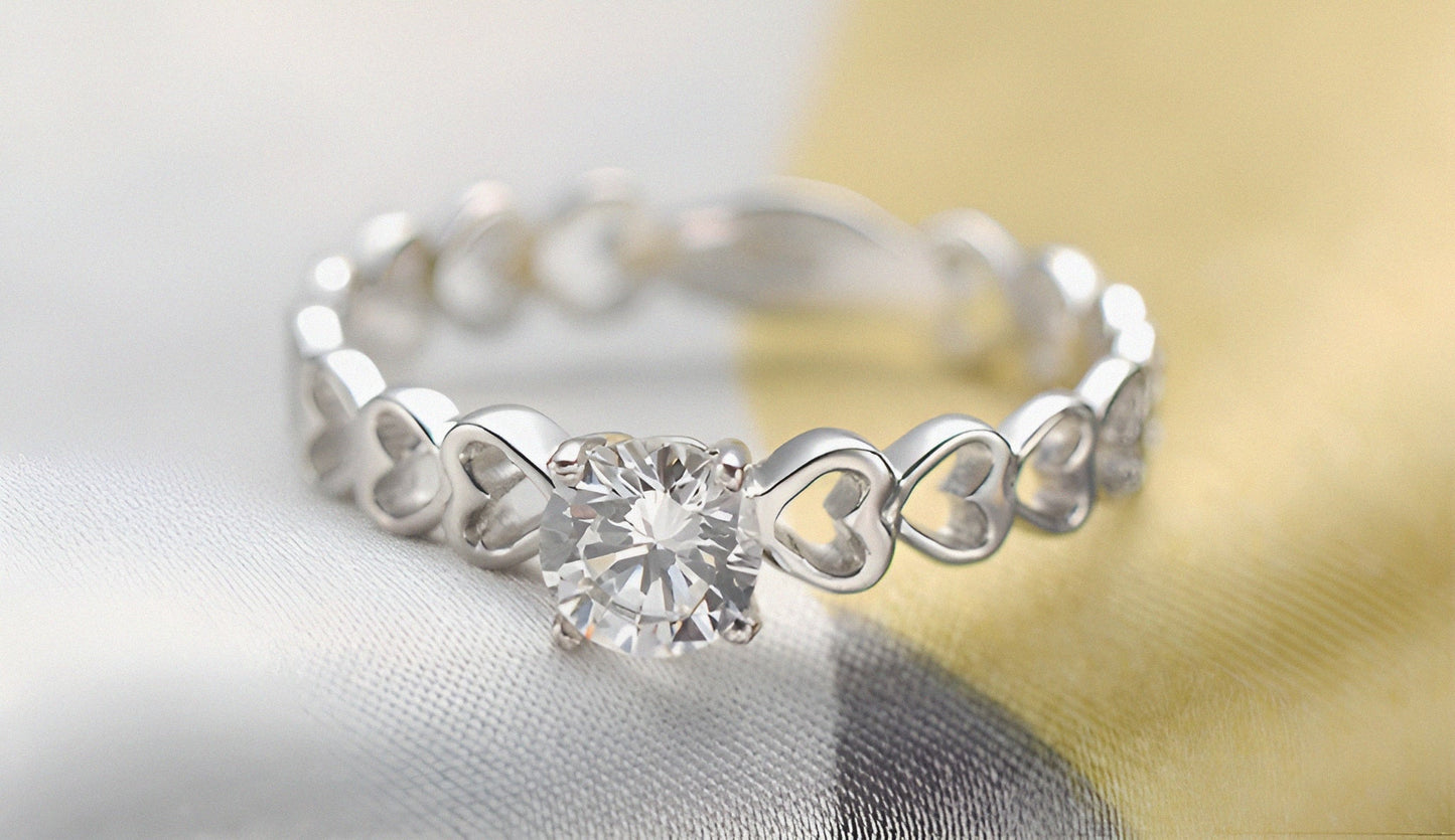Luxurious Heart Silver Ring