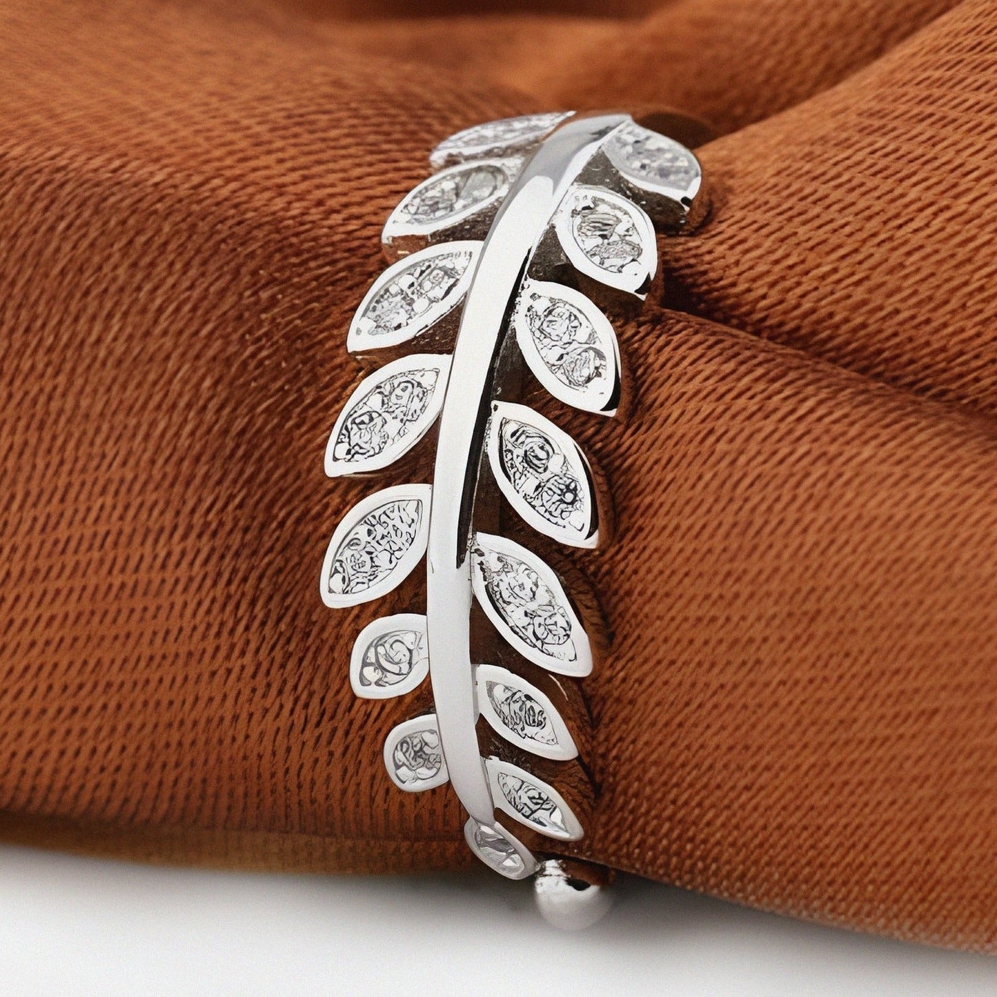 Silver Zircon Leaf Ring