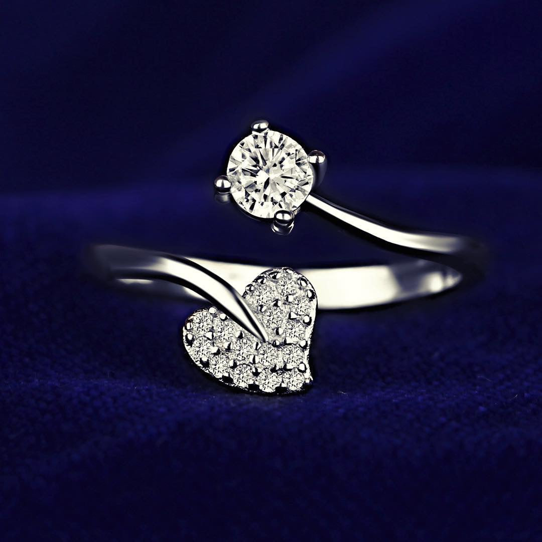 Shimmering Heart Diamond Silver Ring