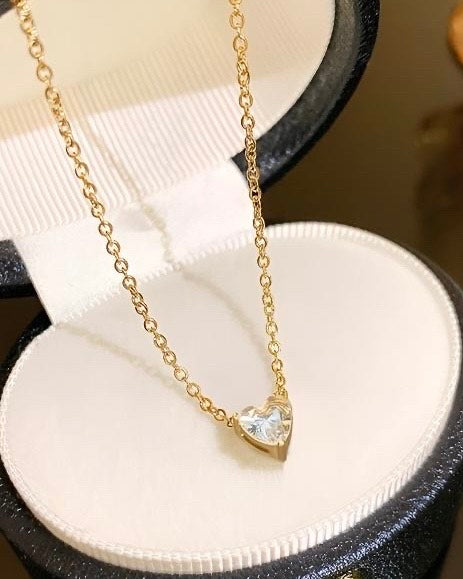 Crystal Swarovski Luxurious Heart Silver Necklace