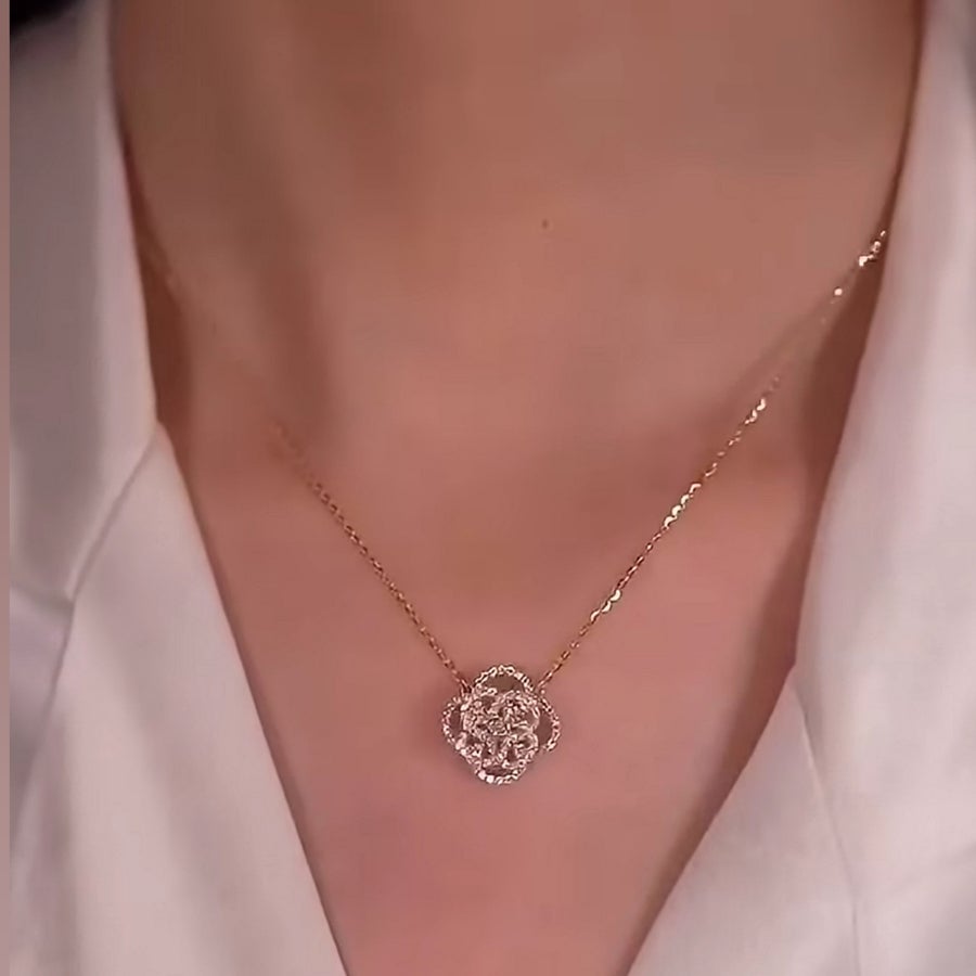 Luxury Shiny Rotating Flower Clover Silver Necklace