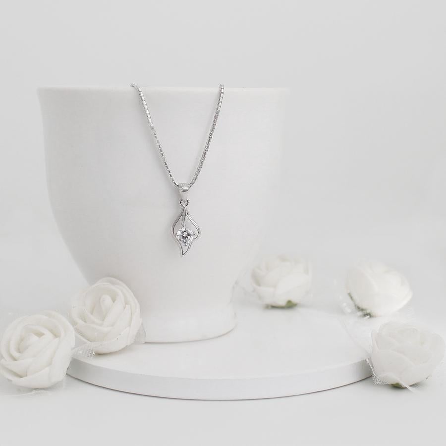 Silver Falling Dew Necklace with Box Chain