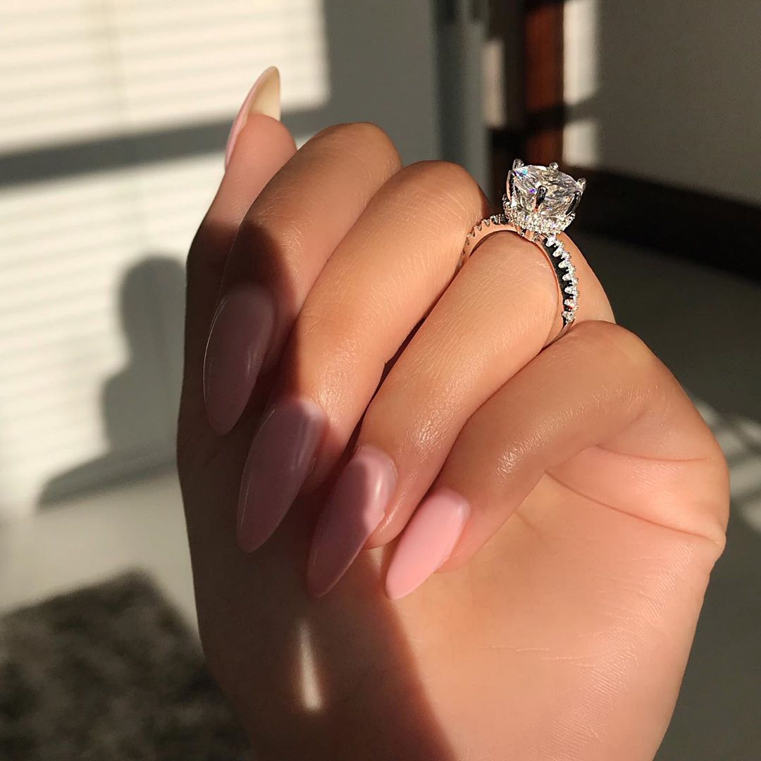 Luxury Prettiest Amore Solitaire Silver Ring