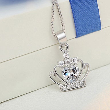 Imperial Crown Silver Pendant Set