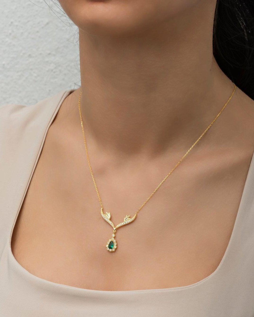 Silver Green Drop Stone Design Necklace