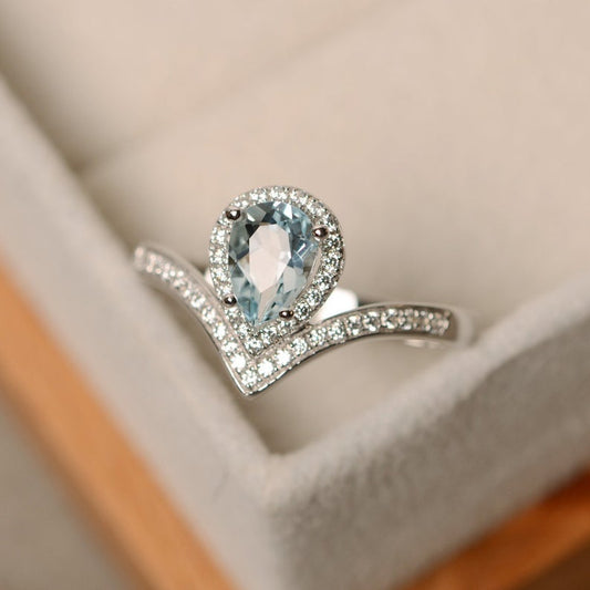 Aquamarine Silver Ring