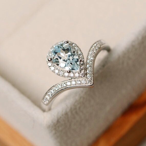 Aquamarine Silver Ring